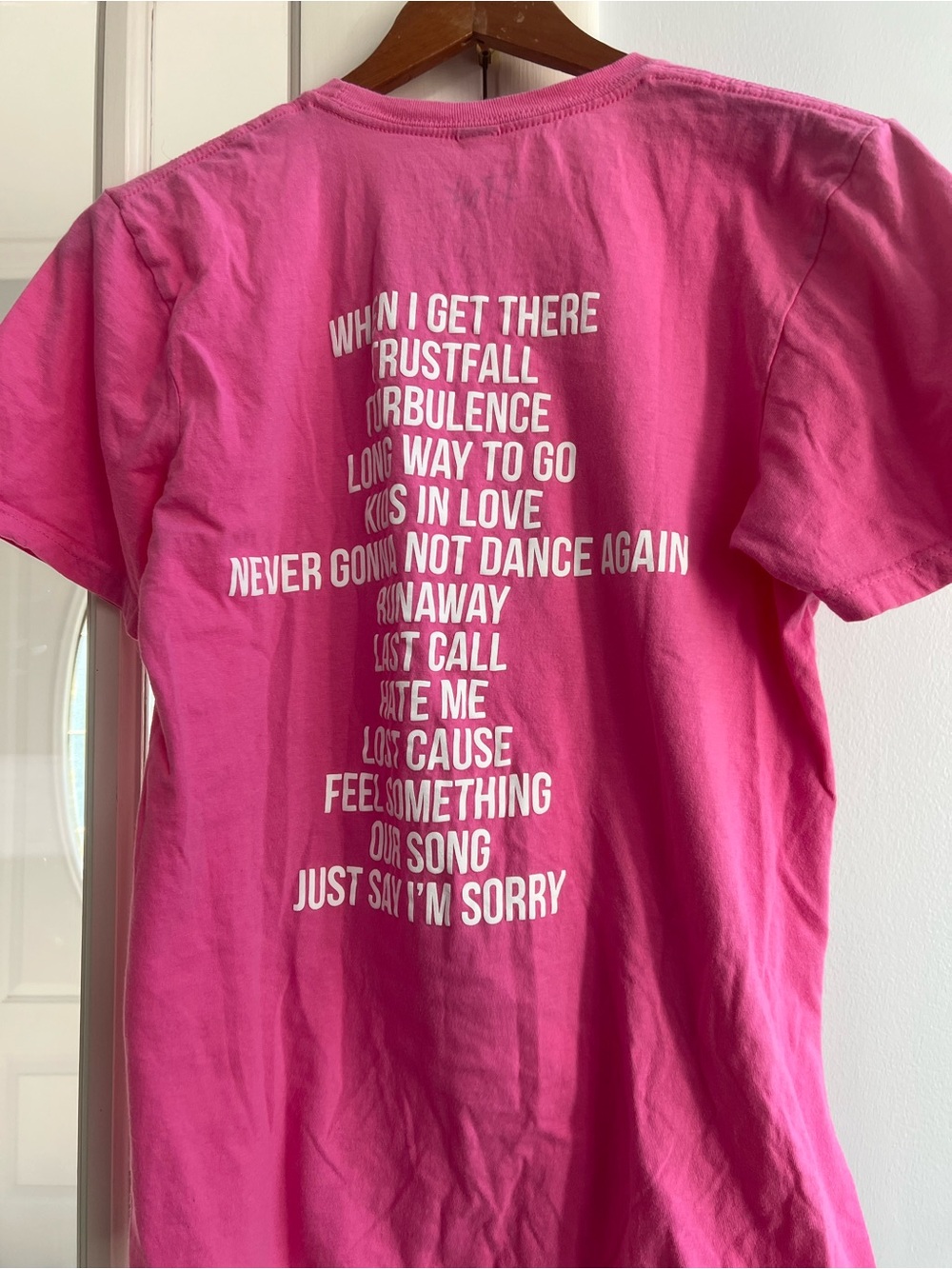 P!NK Hot Pink Tour T-Shirt Small 'TrustFall' Graphic Tee - Picture 4 of 5